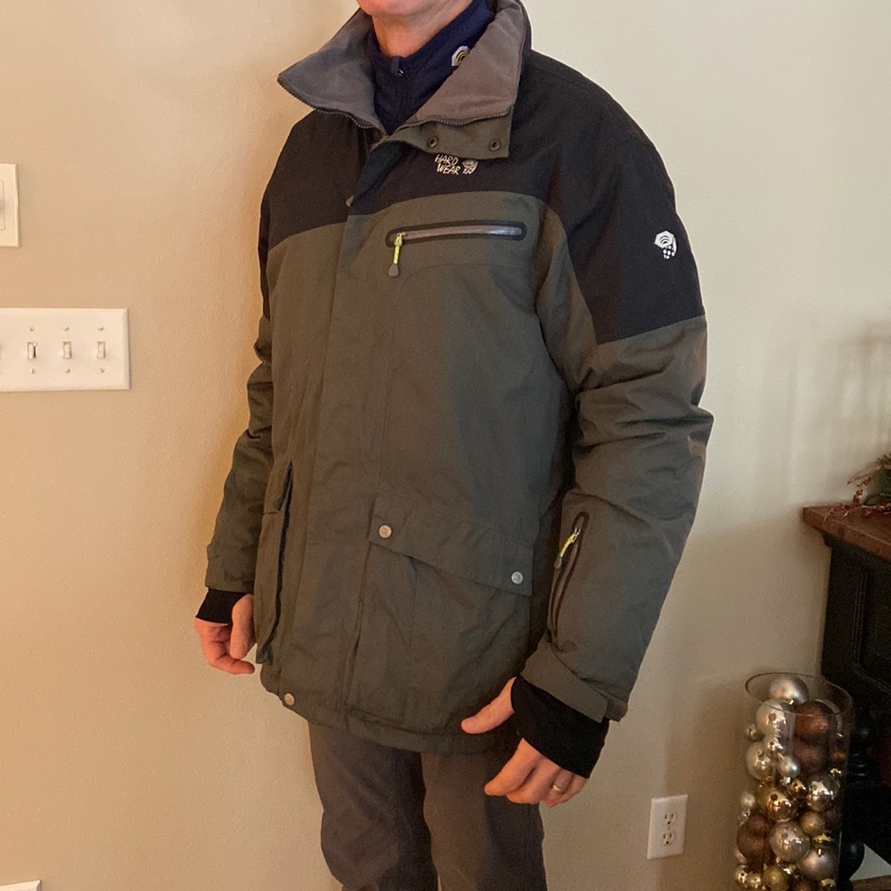XL Men’s Mountain Hardwear winter jacket..DRY.Q